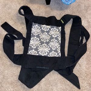 Infantino Sash Mei Tai Wrap Baby Carrier